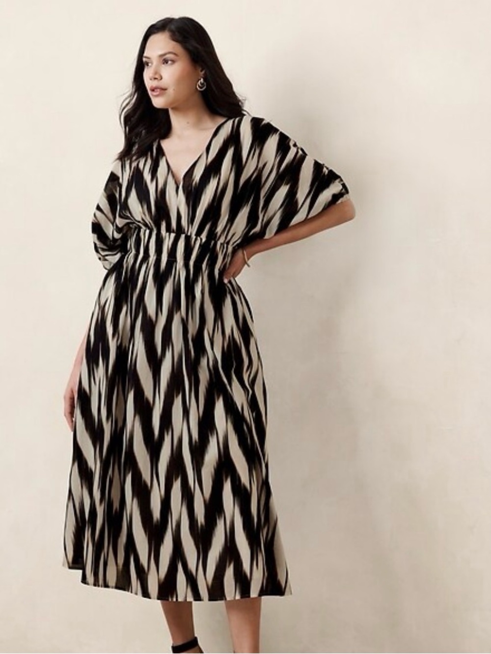 Banana Republic Black and Cream Printed V-Neck Midi Dress